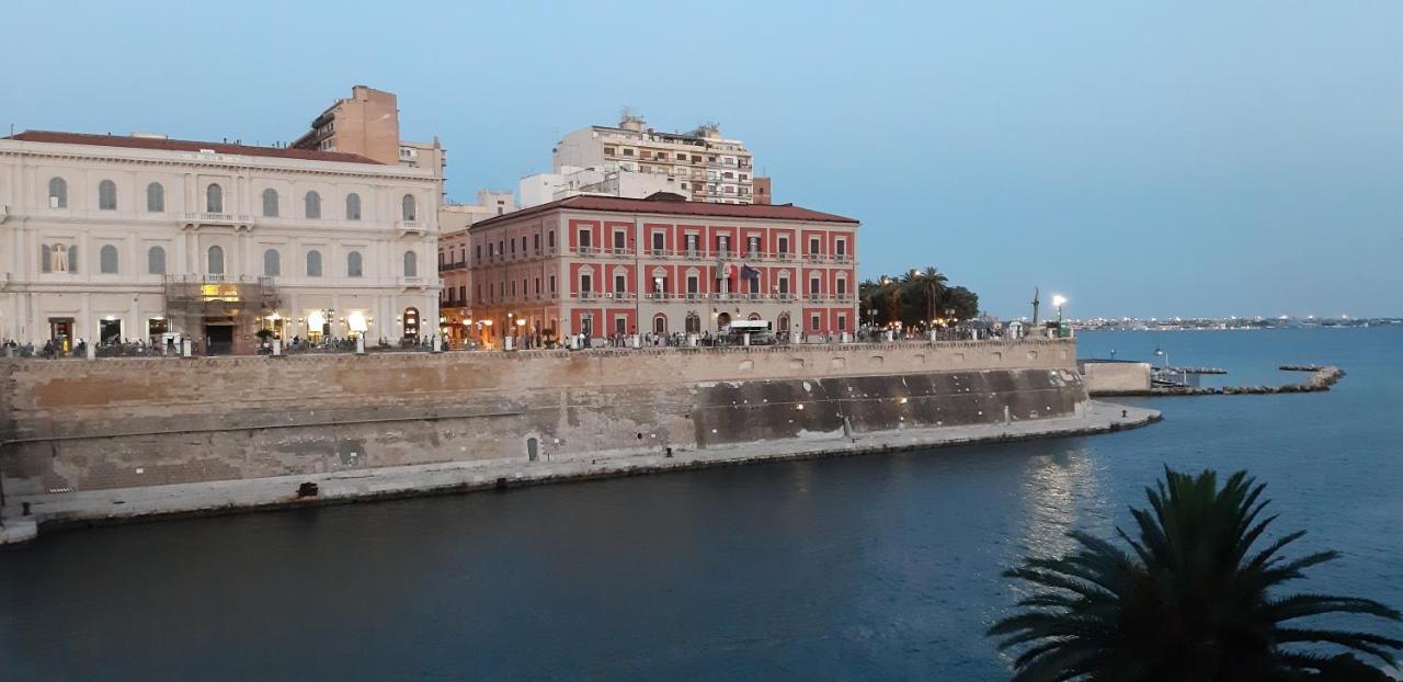 Berardi House Διαμέρισμα Ταράντο Εξωτερικό φωτογραφία